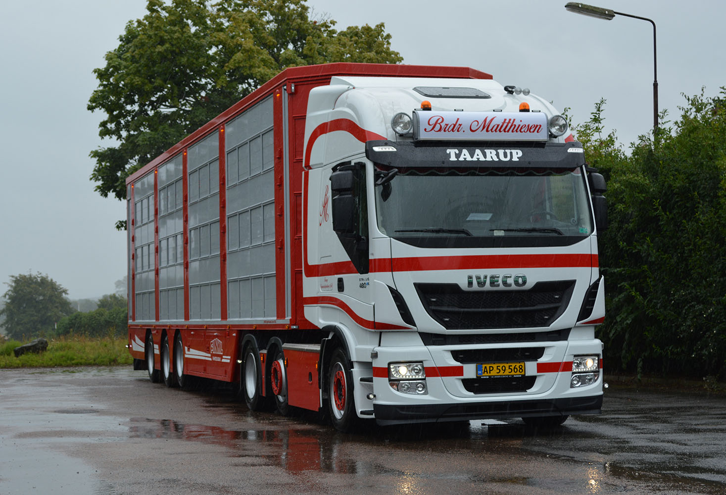Bilen med trailer