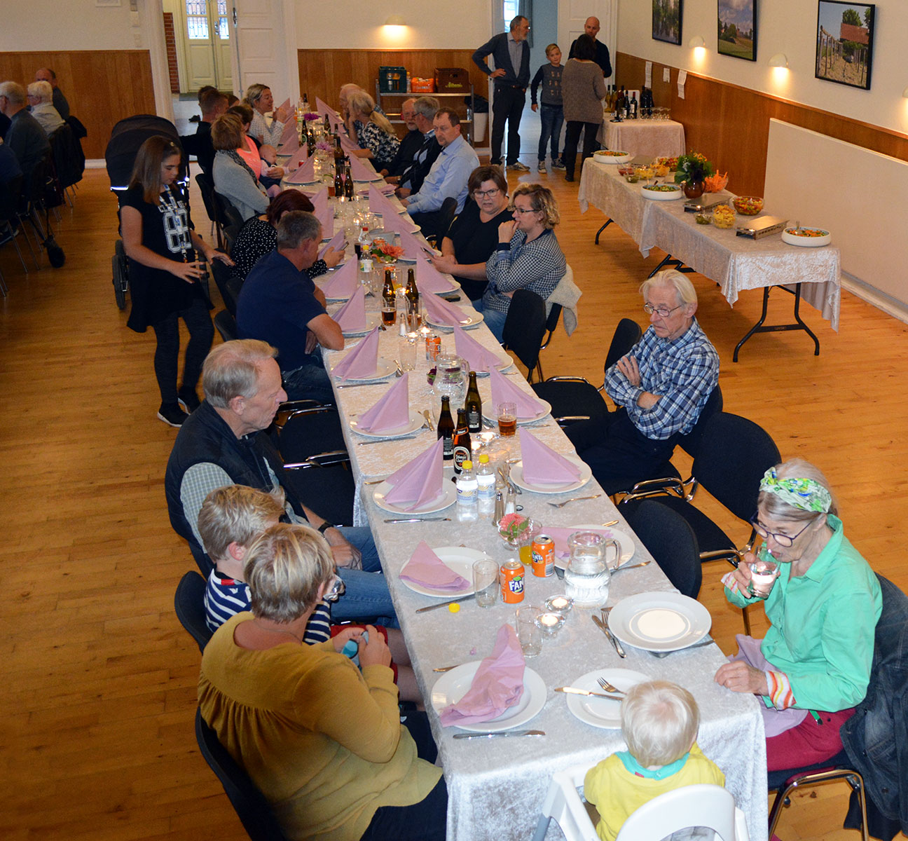 Fællesspisning med Bilde og Eriksen